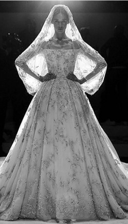 Wedding Dress M_1731