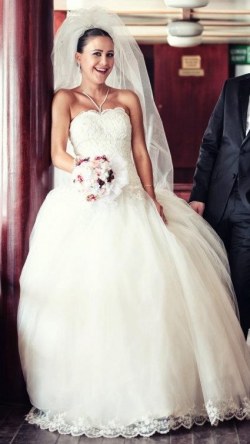 Wedding Dress M_407