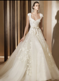 Wedding Dress M_558
