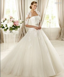 Wedding Dress M_671