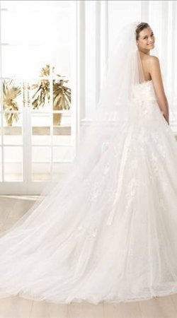 Wedding Dress M_932