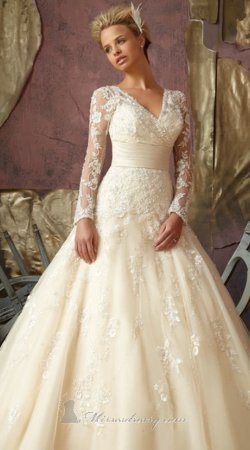 Brautkleid M_950