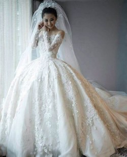 Wedding Dress M_2187