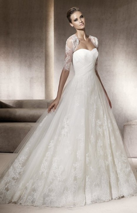 A-Line and Strapless Straight Wedding Dress M-305