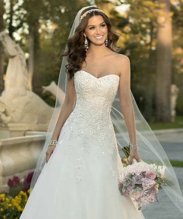 A-Line, Strapless Sweetheart and Veil Wedding Dress M-1306