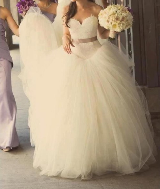 Ball Gown, Strapless Sweetheart and Fluffy Wedding Dress M-1357