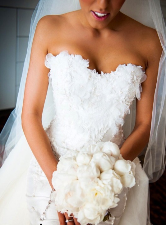 Strapless Sweetheart and Veil Wedding Dress M-1648