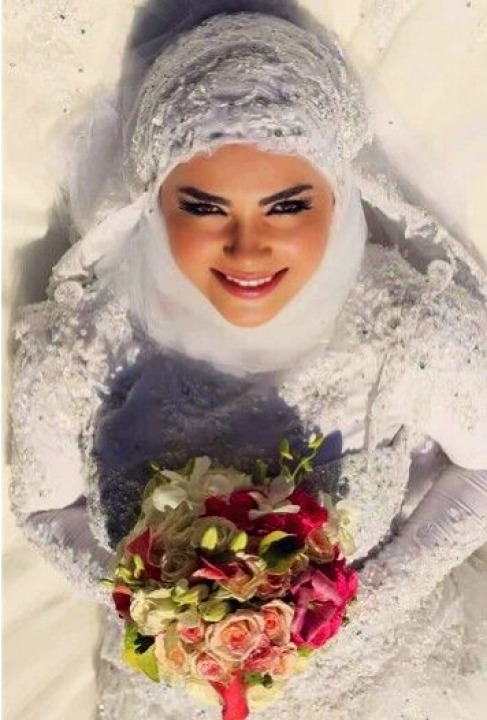 Hijab and Lace Wedding Dress M-1698