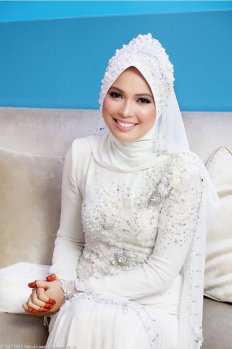 Hijab and Sheath Wedding Dress M-1776