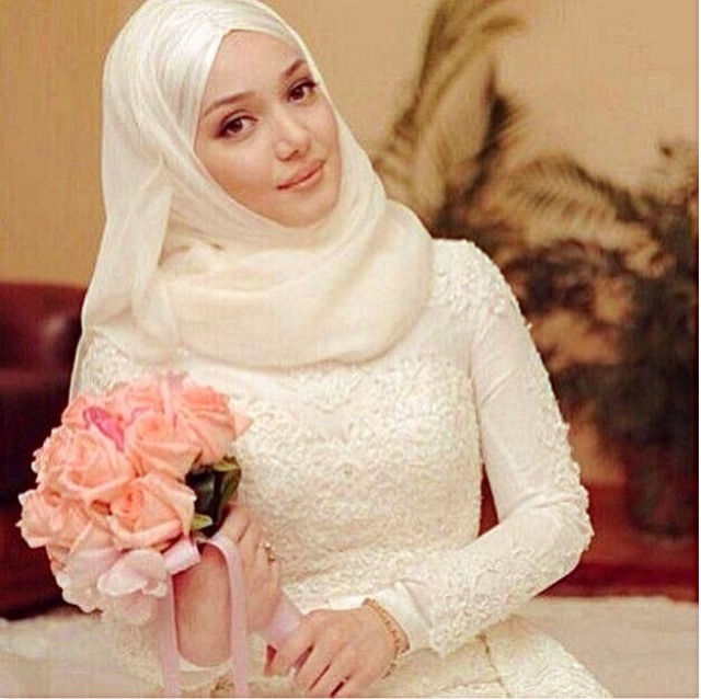 Hijab and Sleeves Wedding Dress M-1778