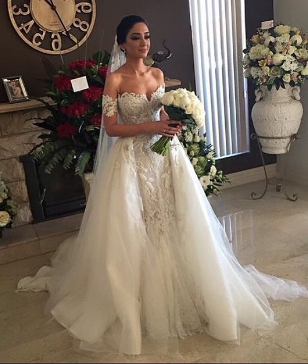 Ball Gown, Strapless Sweetheart and Low Shoulder Wedding Dress M-1801