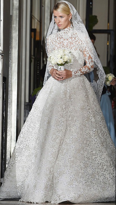 Lace, Veil, A-Line and Sleeves Wedding Dress M-1808
