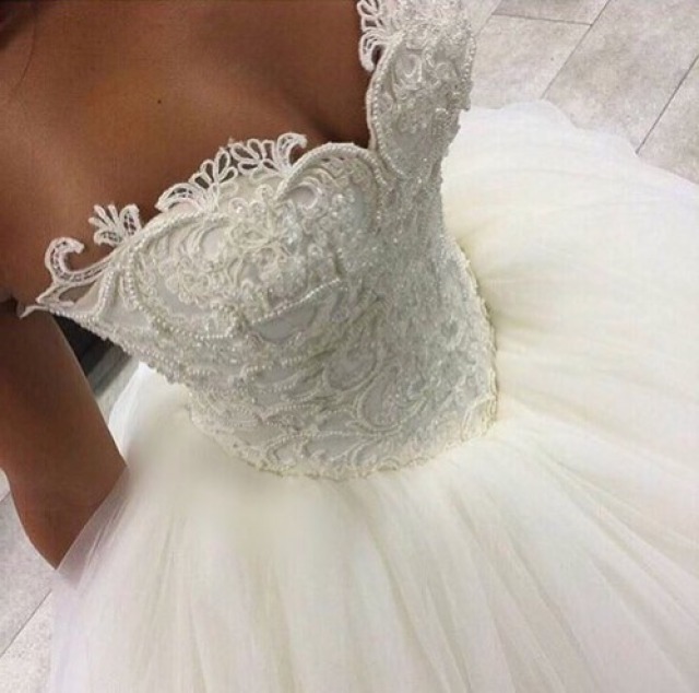 Ball Gown, Strapless Sweetheart and Tulle Wedding Dress M-1853