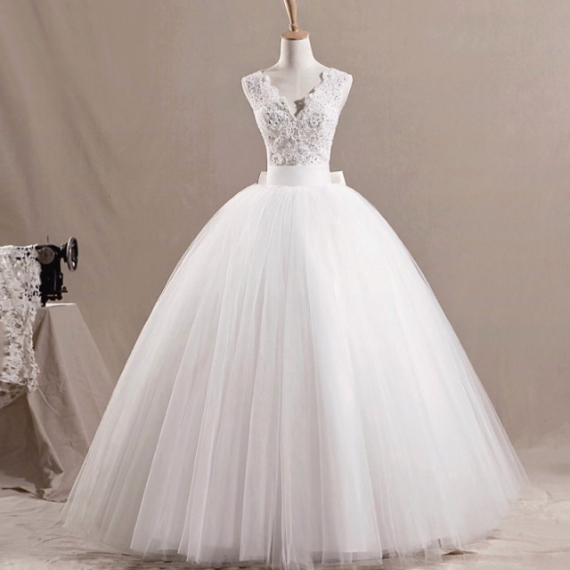 Ball Gown, Fluffy and Tulle Wedding Dress M-1919