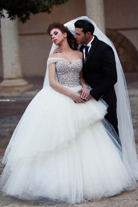 Ball Gown, Low Shoulder, Pearls - Crystal Stones on, Fluffy and Tulle Wedding Dress M-1974
