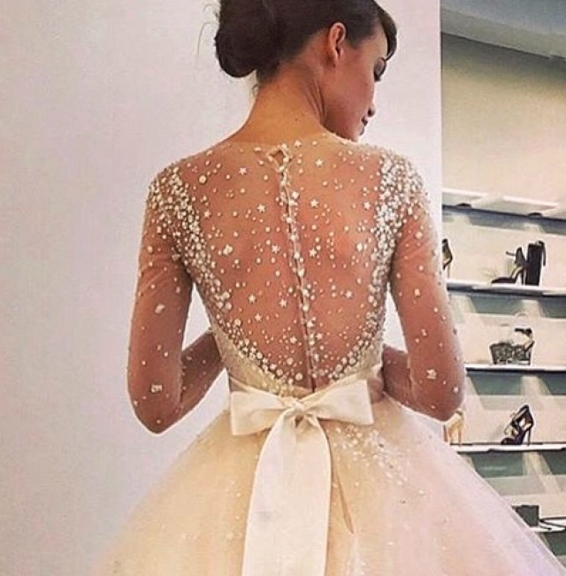 Backless, Lace Back, V Back, Back Details Wedding Dress M-2048