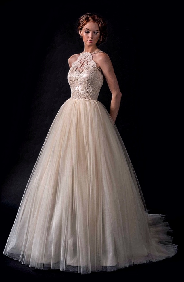 Lace and Tulle Wedding Dress M-2097