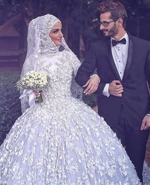 Ball Gown and Hijab Wedding Dress M-2146