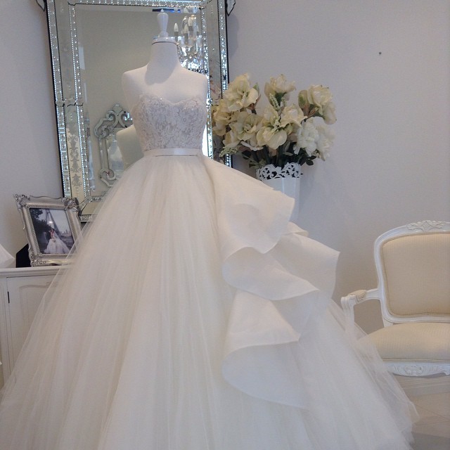 Ball Gown, Strapless Straight and Fluffy Wedding Dress M-1249