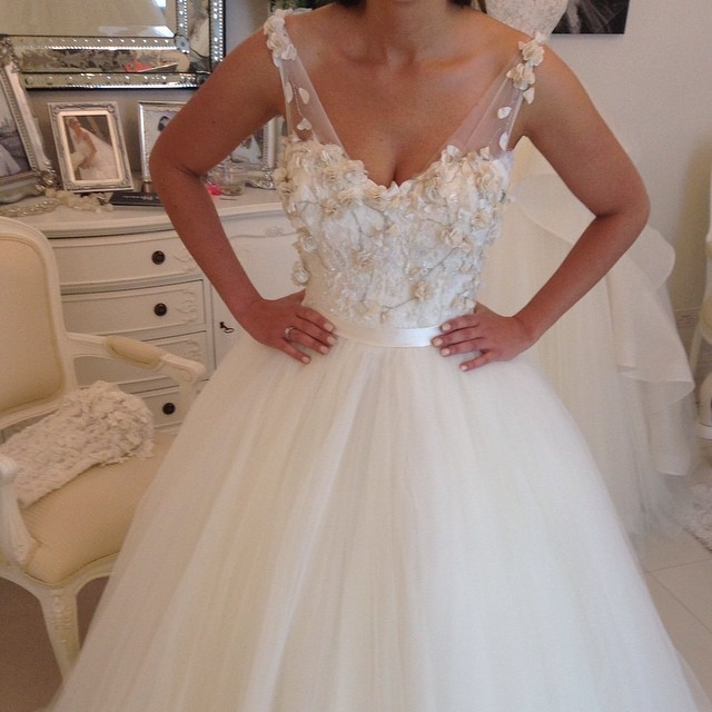 Ball Gown and Sweetheart Wedding Dress M-1255