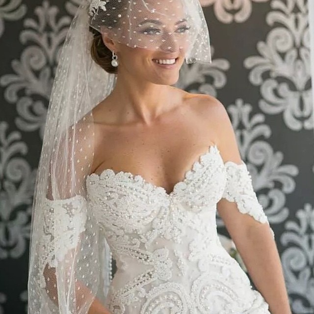 Strapless Sweetheart, Veil and Lace Wedding Dress M-1274