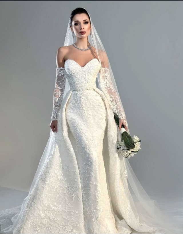 Strapless Sweetheart, Mermaid, Lace and Veil Wedding Dress M-2261