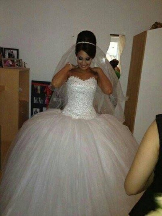 Ball Gown, Strapless Sweetheart and Fluffy Wedding Dress M-621
