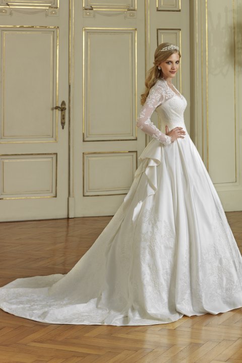 A-Linie und Lange Aermels Brautkleid M-640