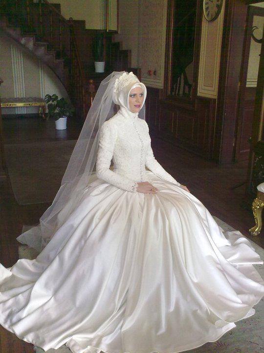 Ball Gown, Sleeves and Hijab Wedding Dress M-672
