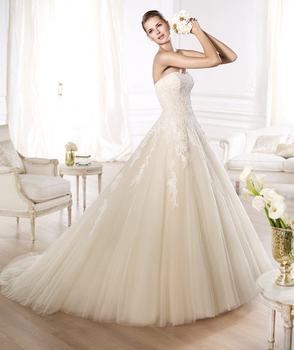 A-Line and Strapless Sweetheart Wedding Dress M-699