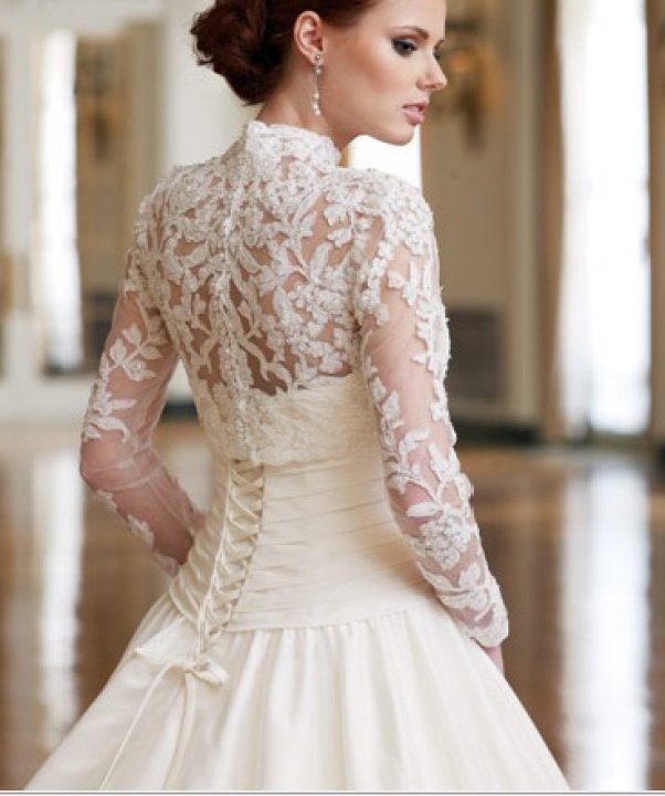 A-Line, Sleeves and Backless, Lace Back, V Back, Back Details Wedding Dress M-735