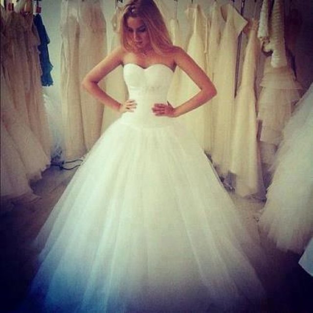 Ball Gown and Strapless Sweetheart Wedding Dress M-789