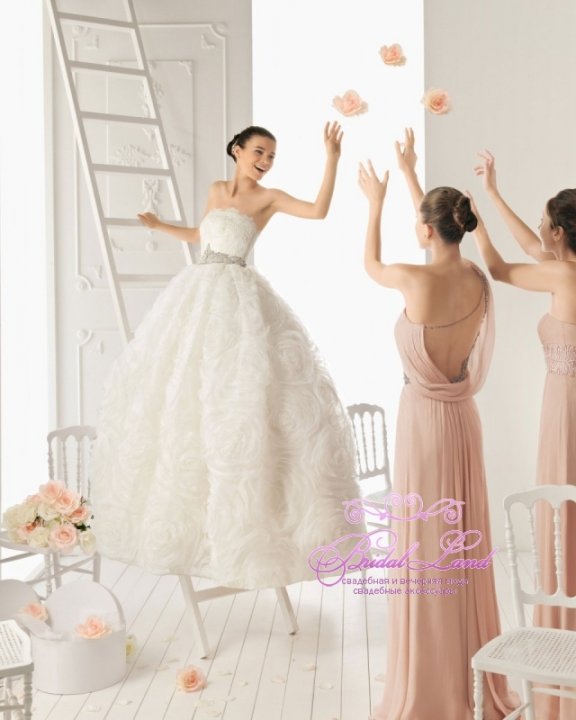 Ball Gown and Strapless Straight Wedding Dress M-834