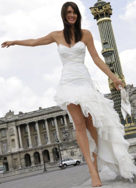 Etui-Linie und Herz-Ausschnitt Brautkleid M-900