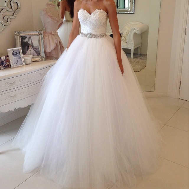 Ball Gown, Strapless Sweetheart and Tulle Wedding Dress M-1616