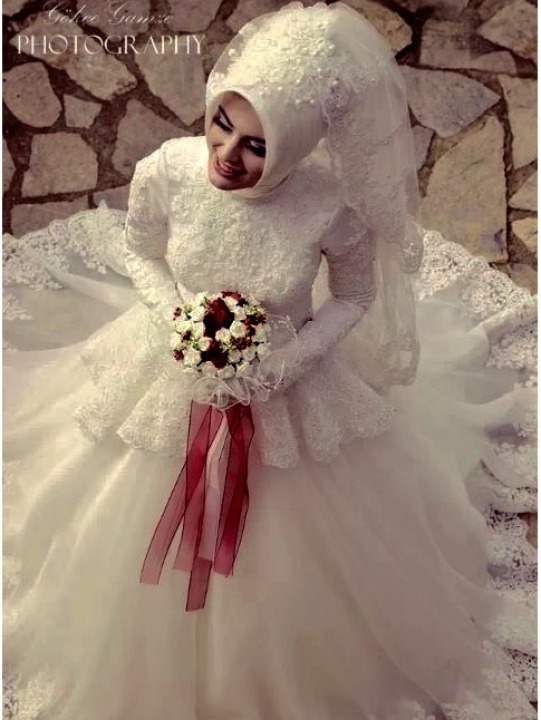 Ball Gown and Hijab Wedding Dress M-1725