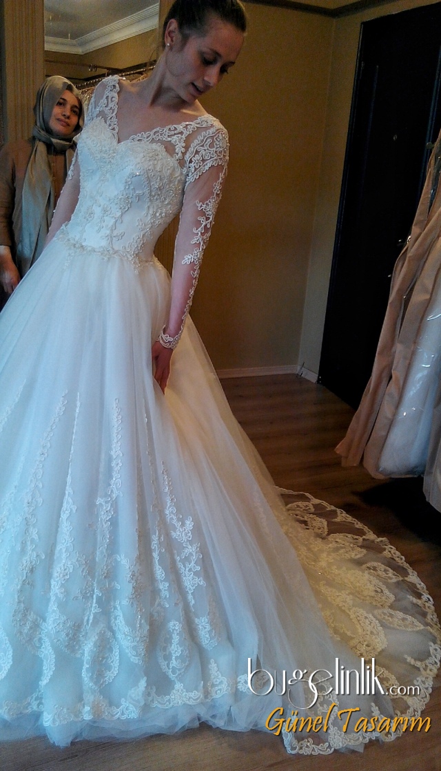 Wedding Dress B_526