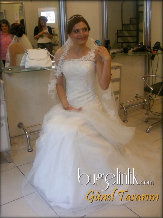 Wedding Dress B_7