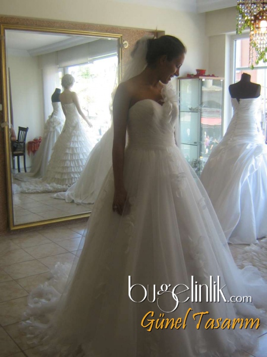 Wedding Dress B_107