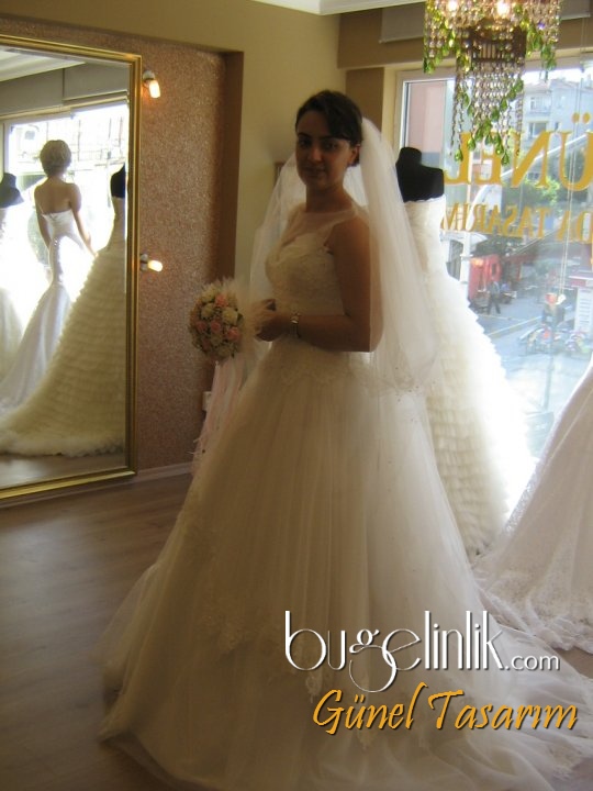 Wedding Dress B_160