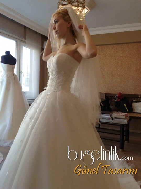 Wedding Dress B_240